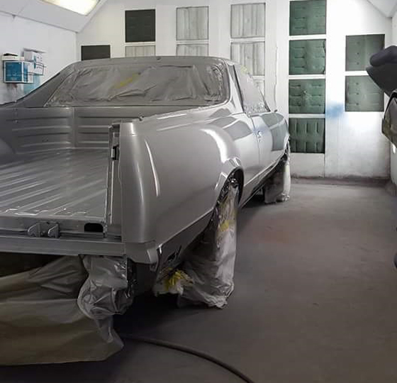 White Truck painted by First Choice Auto BOdy Shop